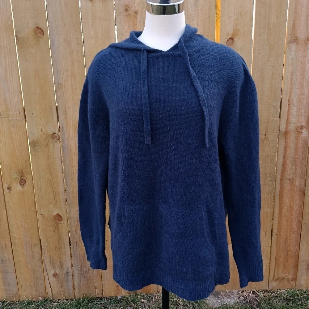 360 CASHMERE Bow knit hooded cashmere open back pullover in Blue Size M.